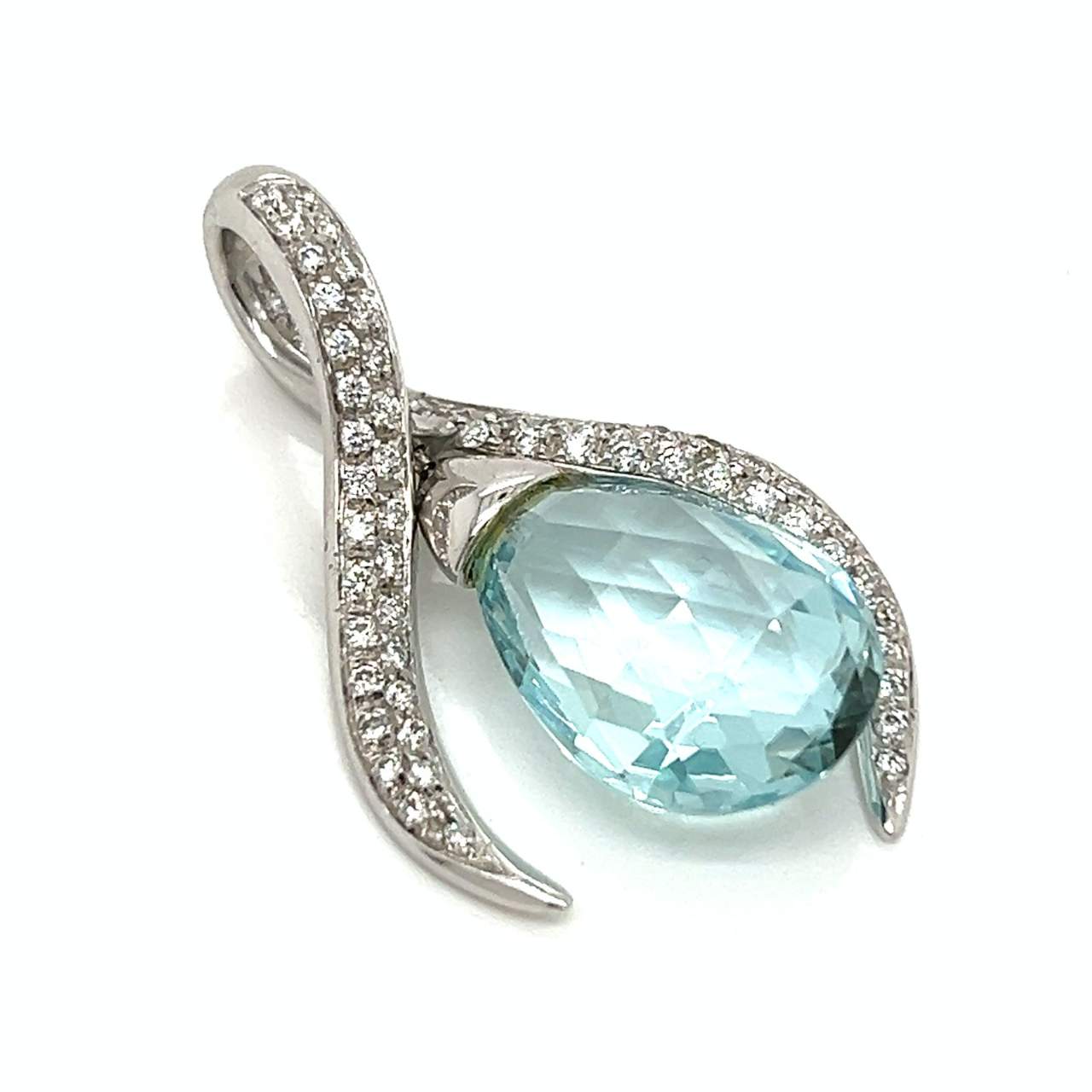 18K White Gold Aquamarine & Diamond Pendant