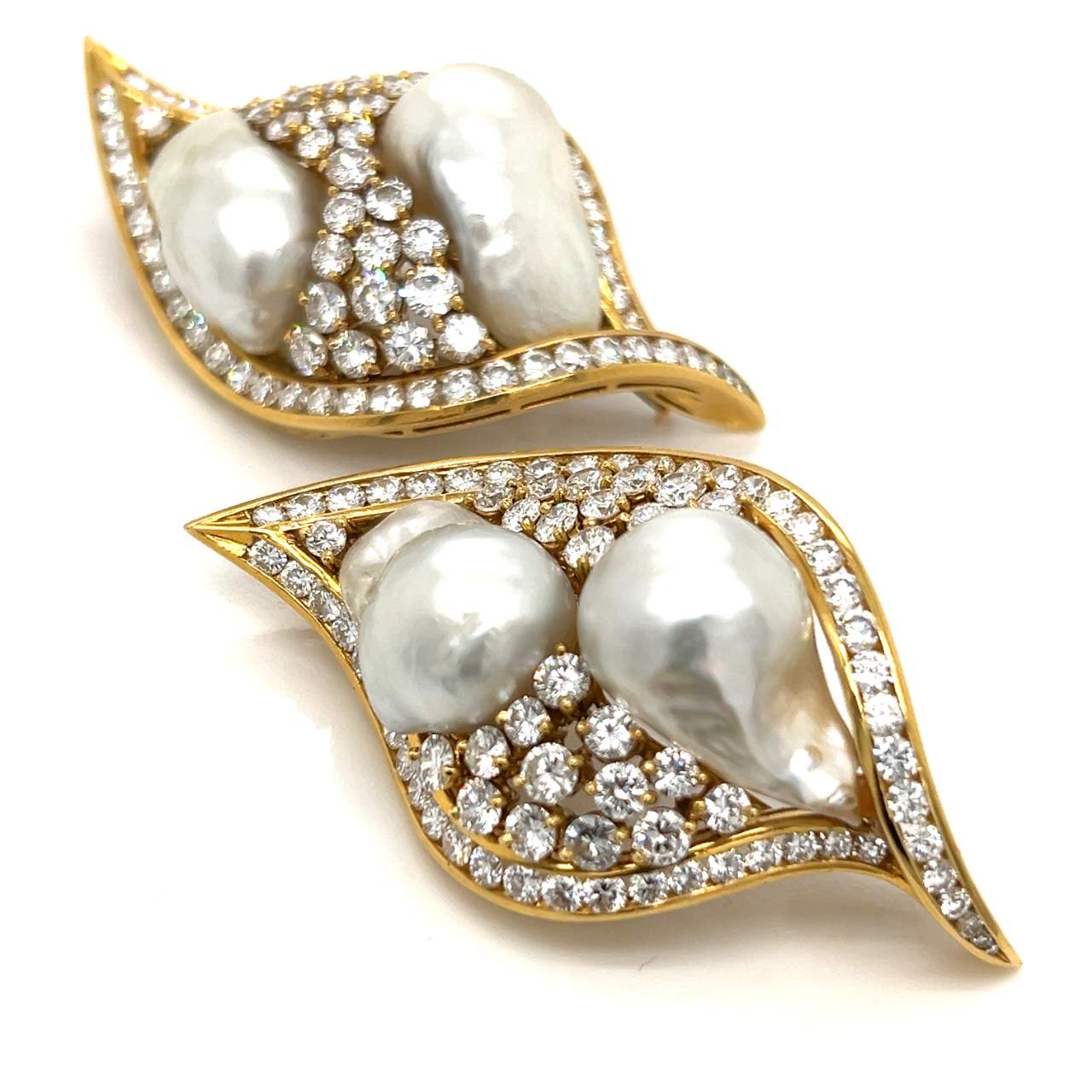 18K Yellow Gold South Sea Pearl & Diamond Brooch Set