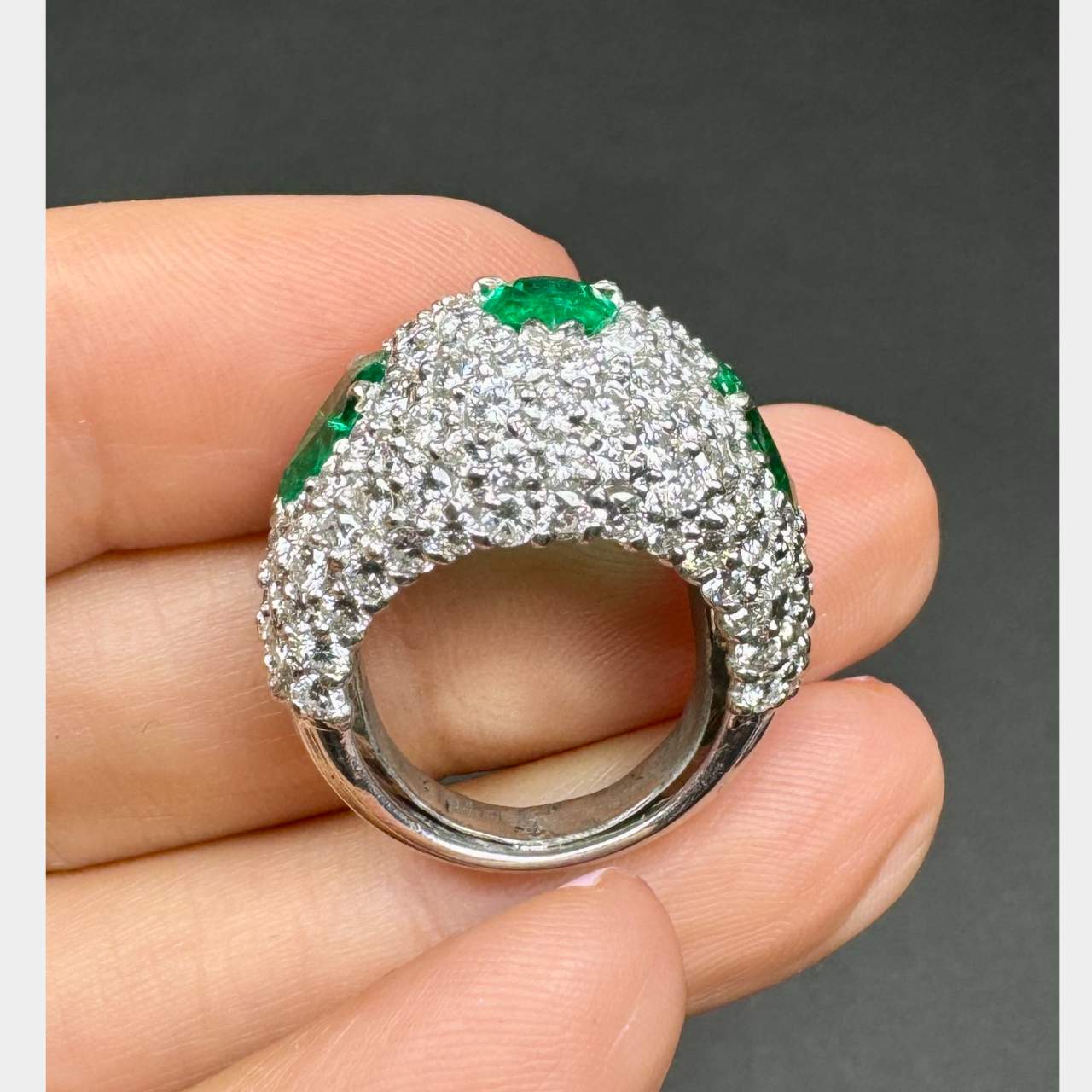 18K White Gold Emerald & Diamond Cocktail Ring