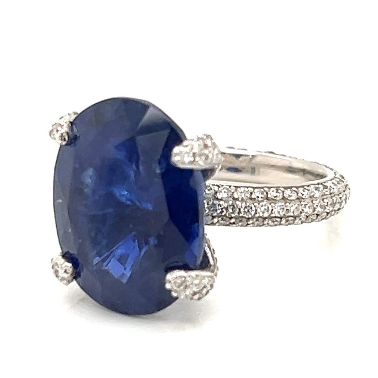18K White Gold GIA Certified Ceylon Sapphire & Diamond Ring