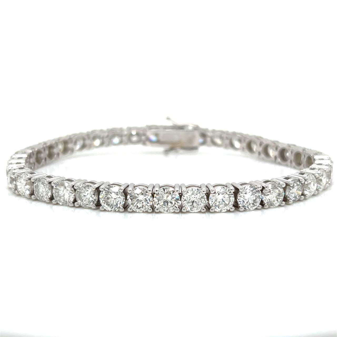 14K White Gold 23.50 Ct. Diamond Tennis Bracelet