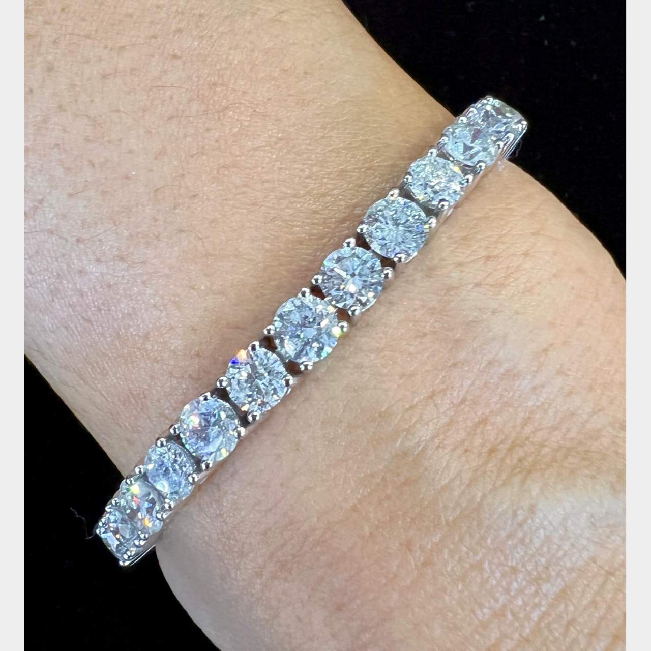 14K White Gold 23.50 Ct. Diamond Tennis Bracelet