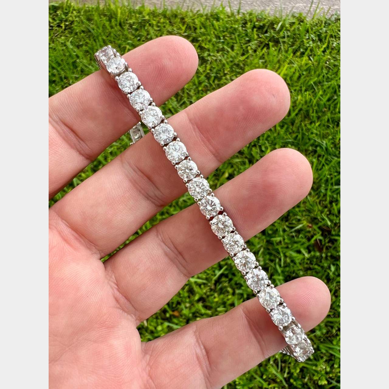 14K White Gold 23.50 Ct. Diamond Tennis Bracelet