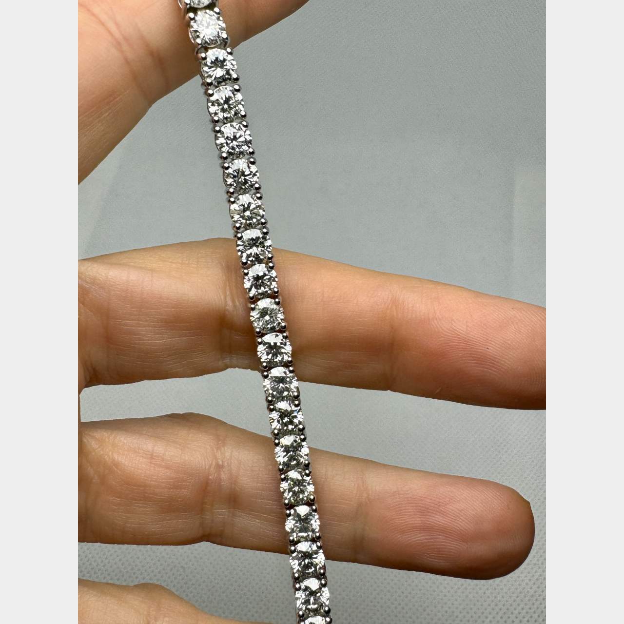14K White Gold 15.50 Ct. Diamond Tennis Bracelet