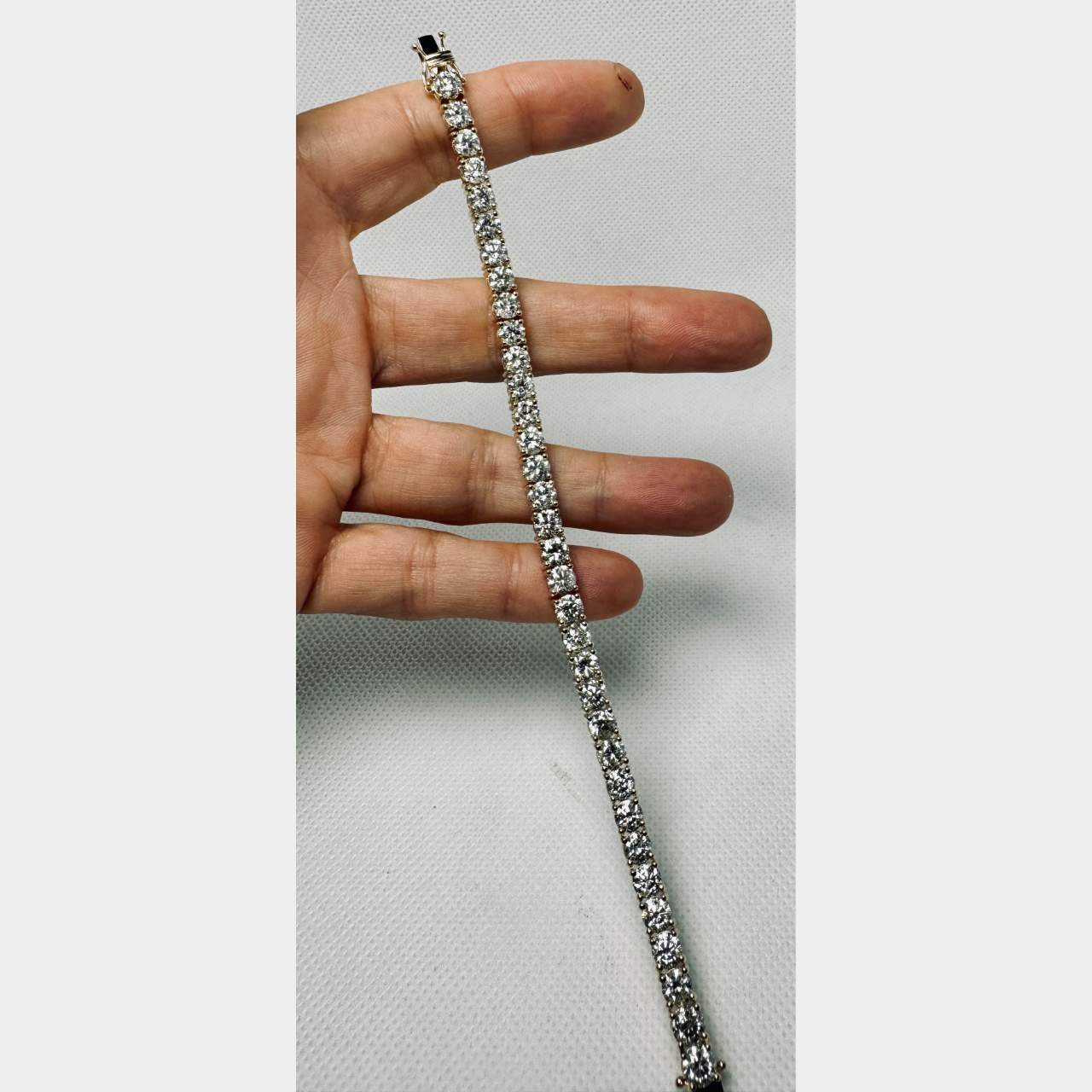 14K Yellow Gold 16.40 Ct. Diamond Tennis Bracelet