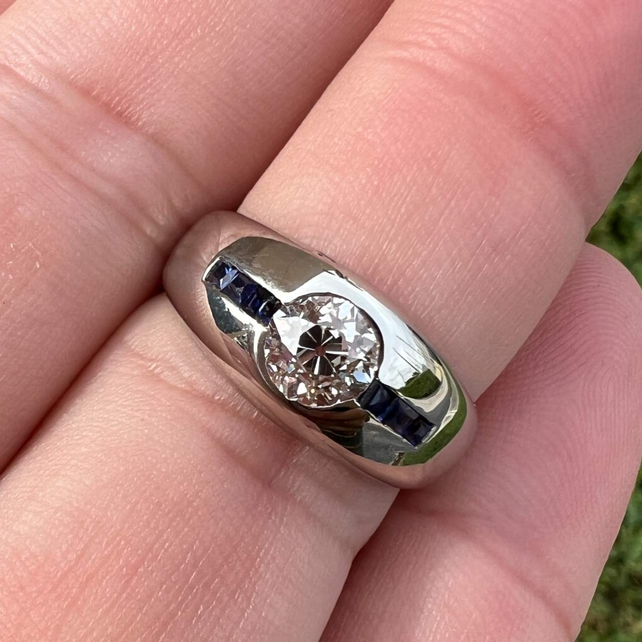 Art Deco 18K White Gold Diamond & Sapphire Ring