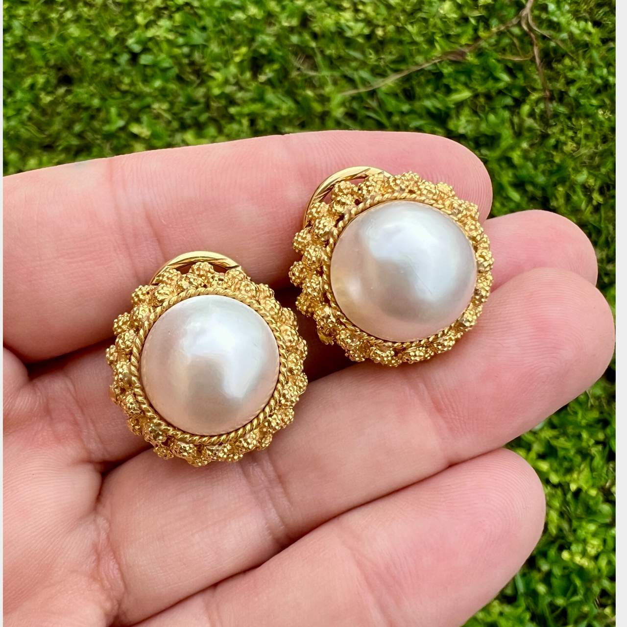 18K Yellow Gold Mabe Pearl Earrings