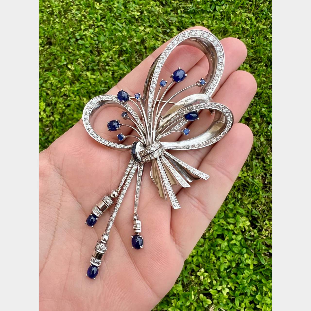 Retro 18K White Gold Diamond & Sapphire Brooch