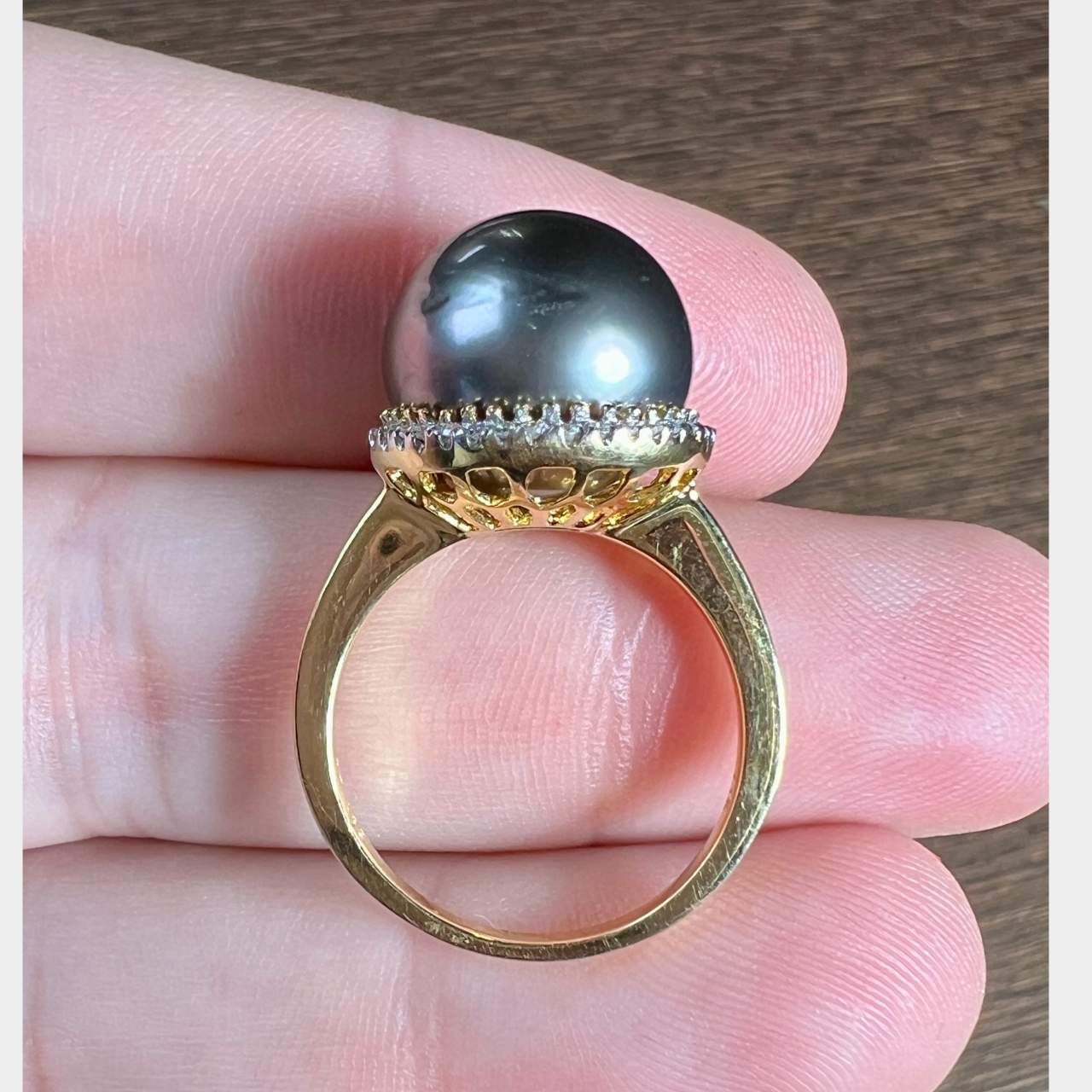 14K Yellow Gold South Sea Pearl & Diamond Ring