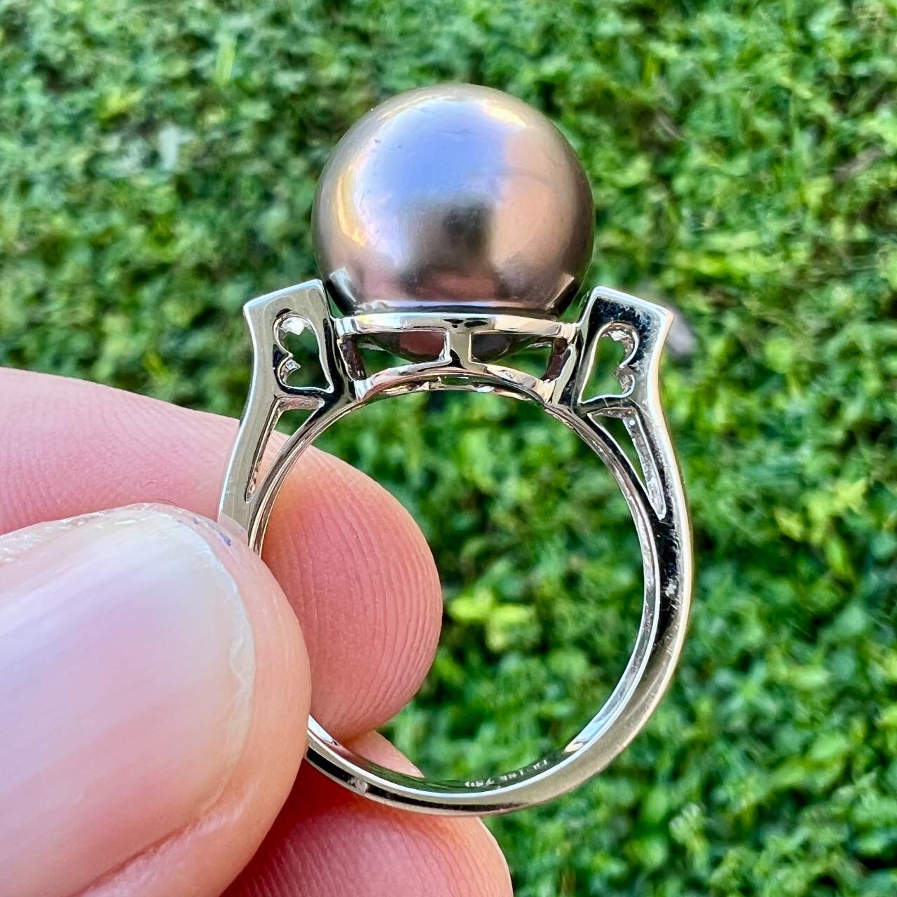 18K White Gold South Sea Pearl & Diamond Ring