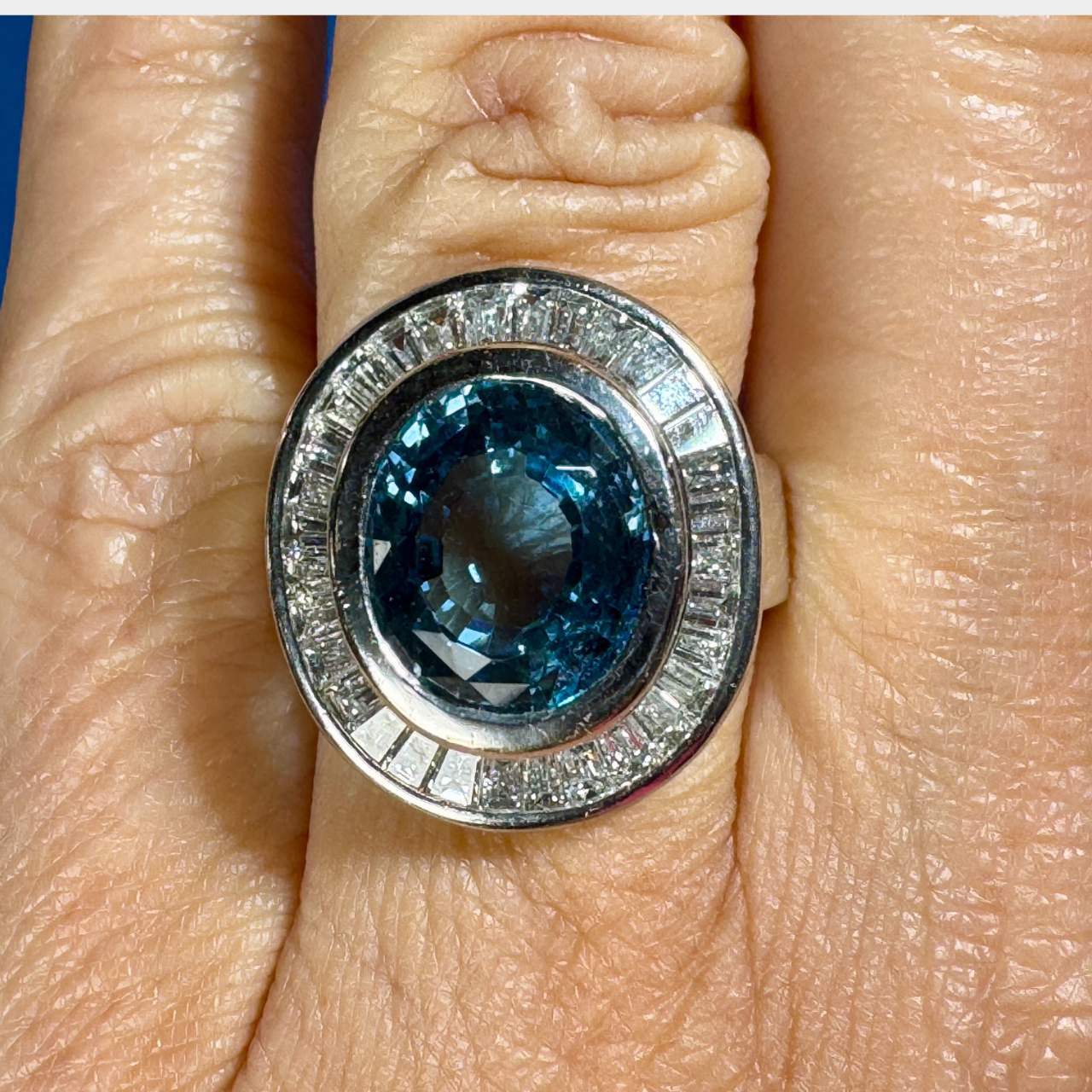 18K White Gold Aquamarine & Diamond Ring