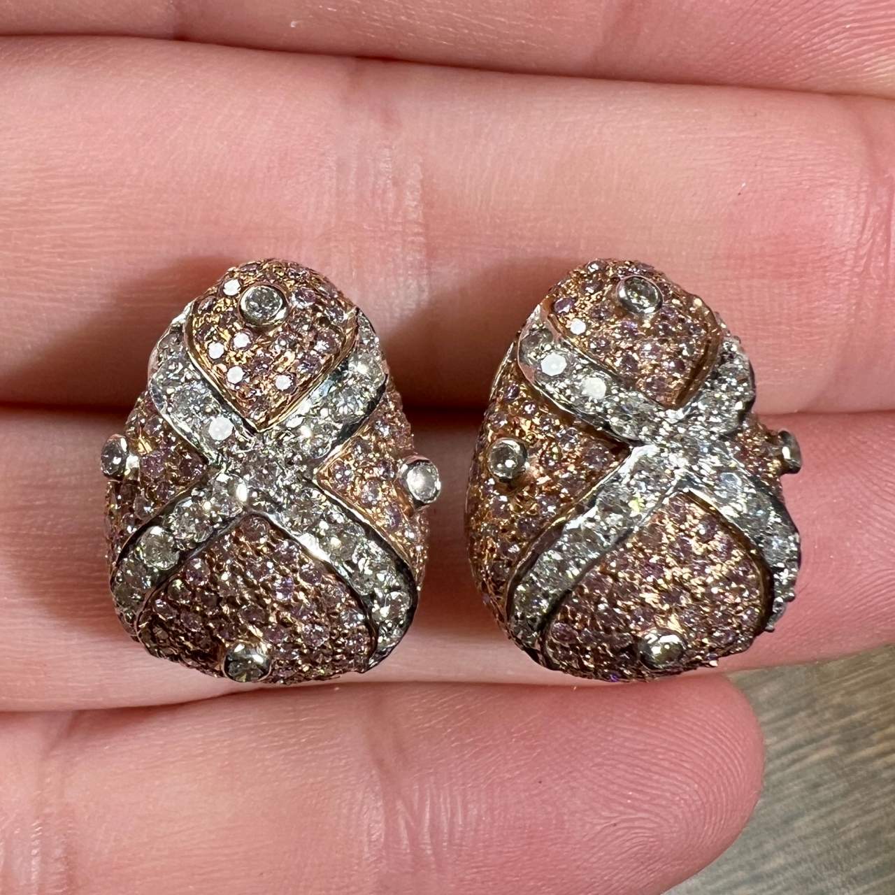 18K White Gold Pink Diamond Earrings