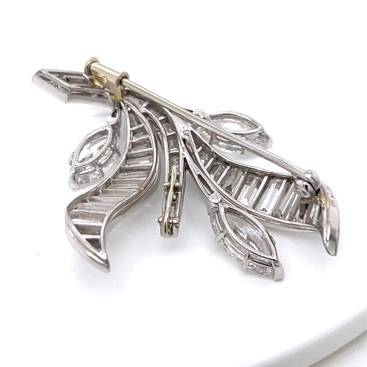 VAN CLEEF & ARPELS Platinum 15.40 Ct. Diamond Brooch