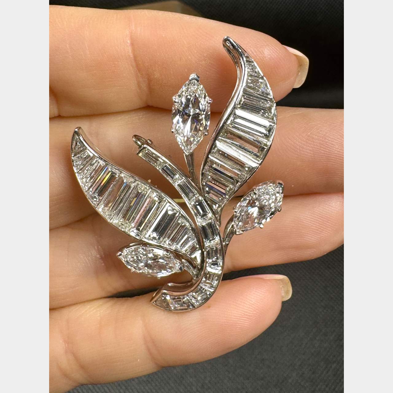 VAN CLEEF & ARPELS Platinum 15.40 Ct. Diamond Brooch