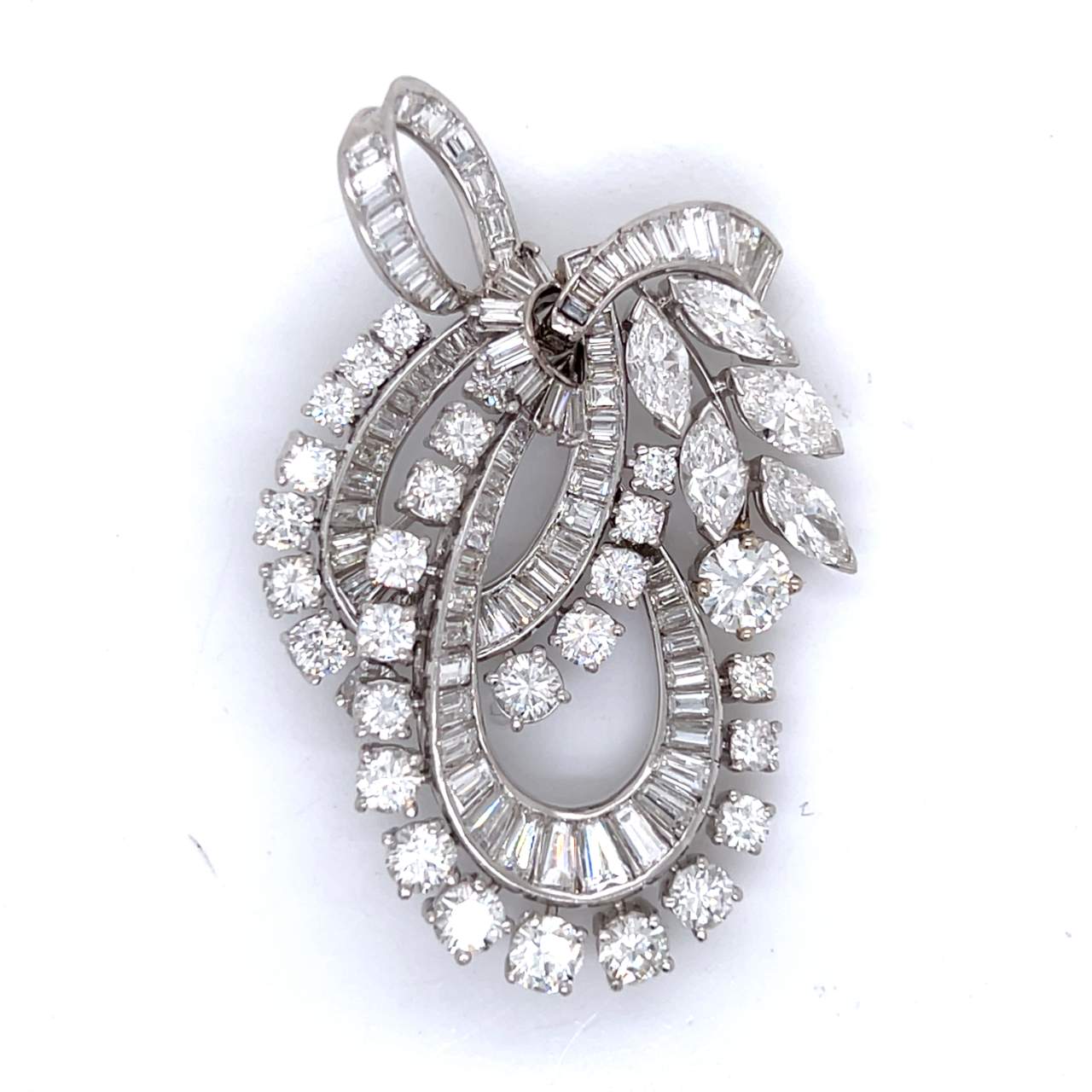Art Deco Platinum 13.75 Ct. Diamond Brooch