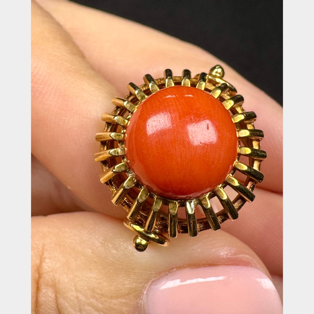 1960’s 18K Yellow Gold Coral Ring