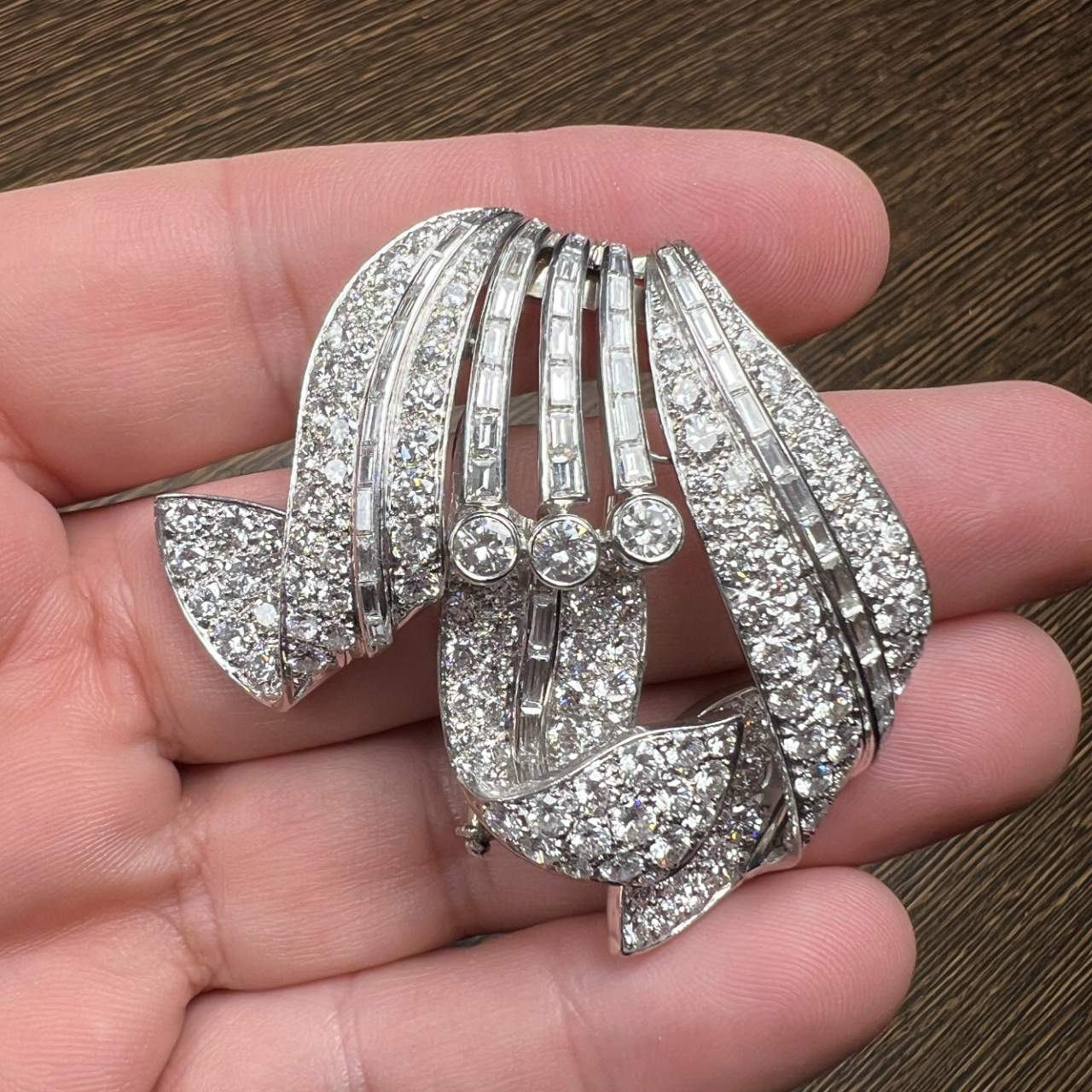 French Art Deco Platinum 13.70 Ct. Diamond Brooch/Pendant