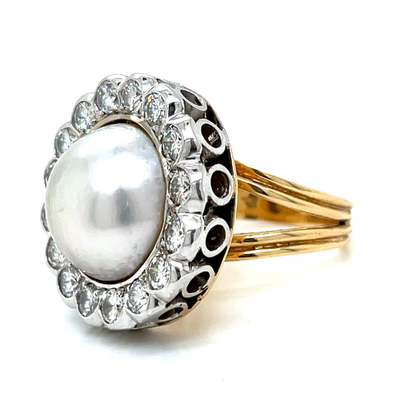 18K Yellow & White Gold Mabe Pearl and Diamond Ring