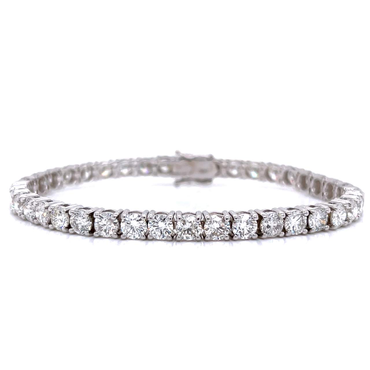17.80 Ct. Diamond Tennis Bracelet