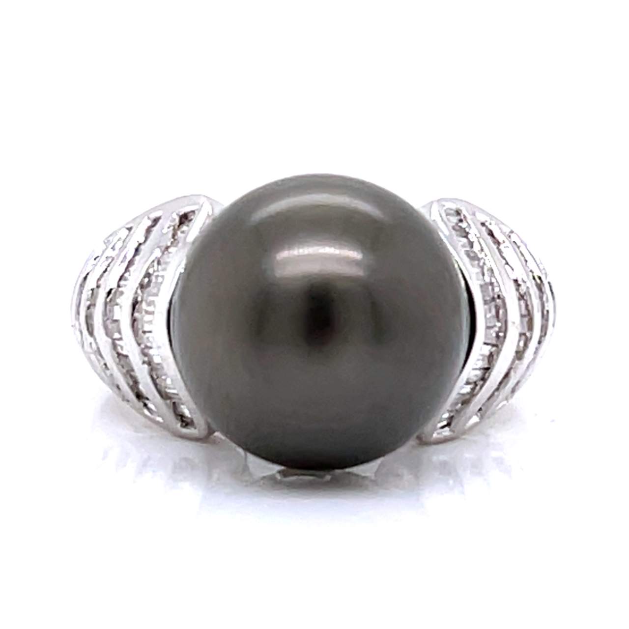 18K White Gold South Sea Pearl & Diamond Ring