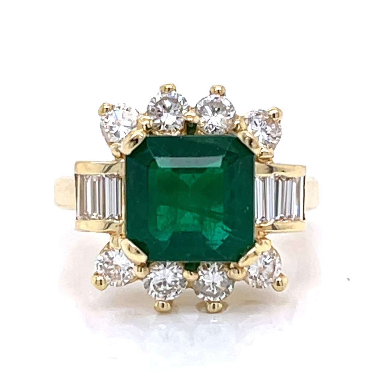 18K Yellow Gold Emerald & Diamond Ring