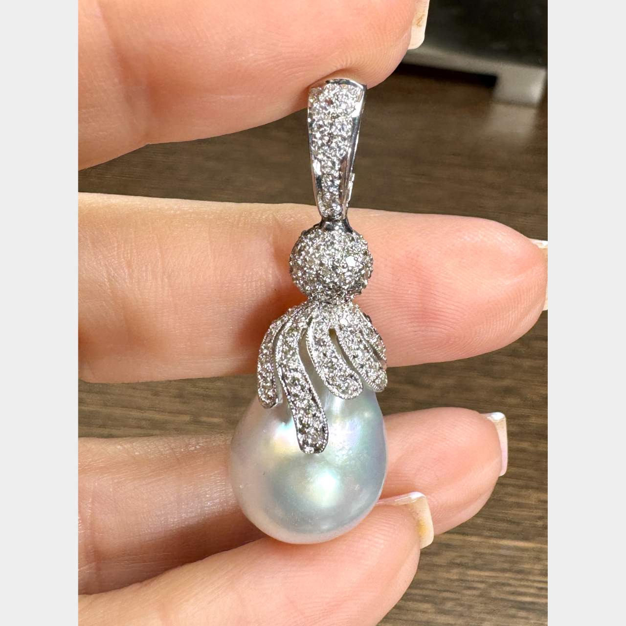 18K White Gold South Sea Pearl & Diamond Pendant