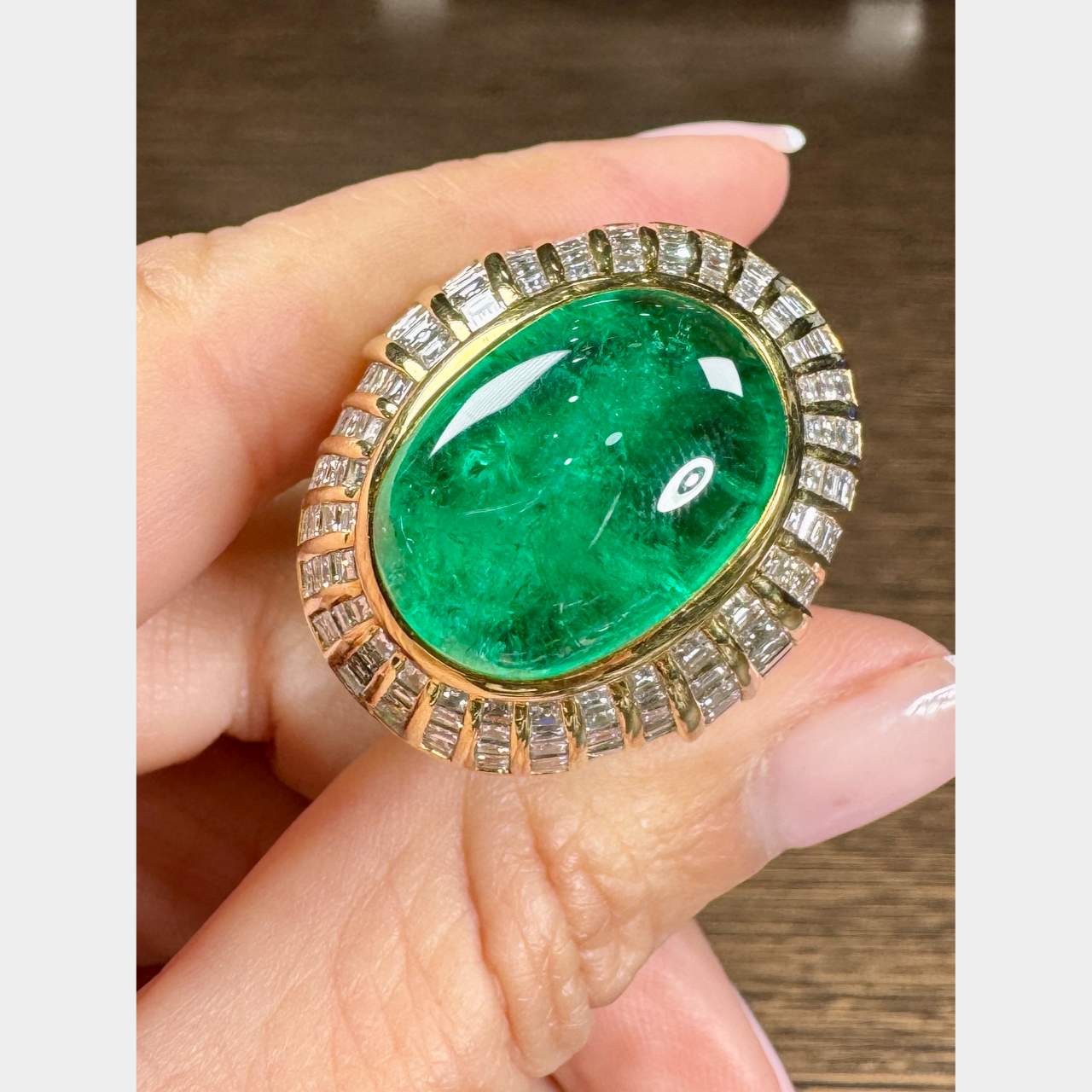 18K Yellow Gold Emerald & Diamond Cocktail Ring