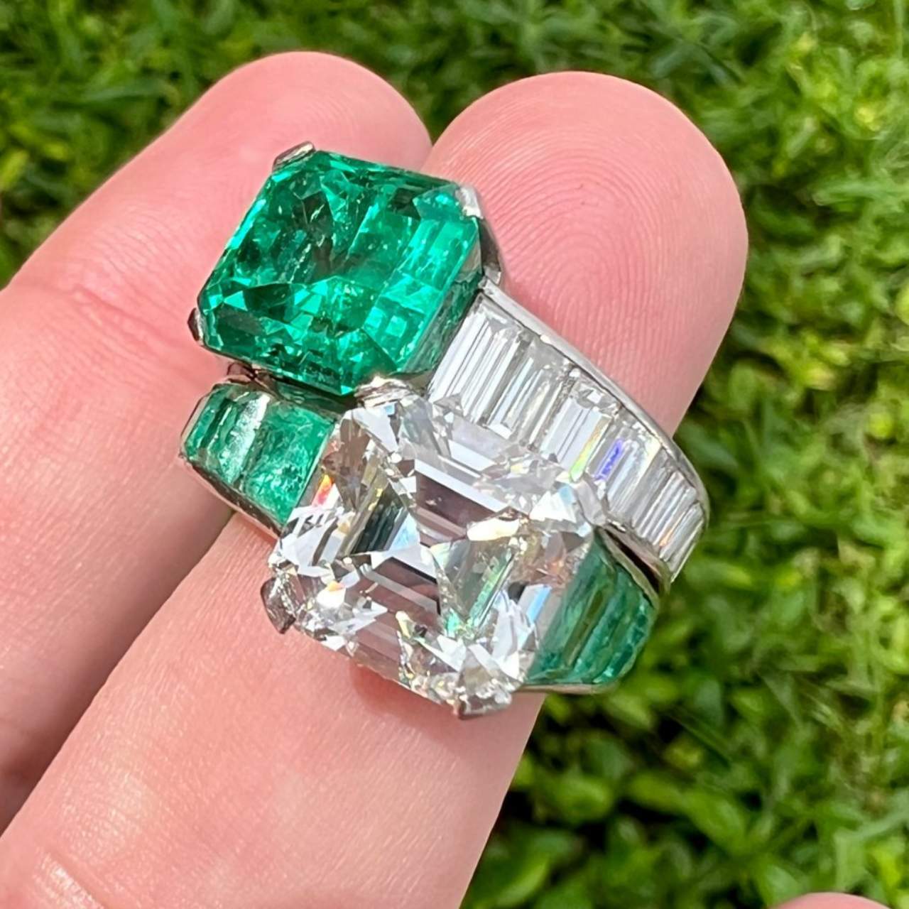 Art Deco Platinum GIA Certified Diamond & Colombian Emerald Ring