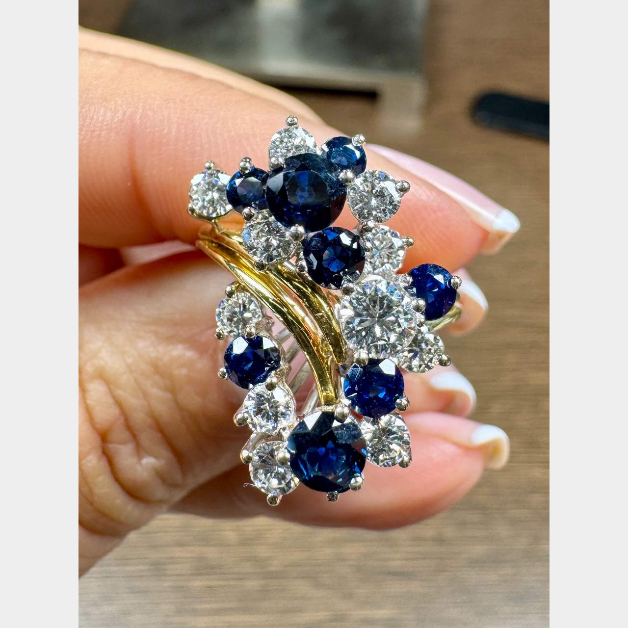 18K Yellow Gold Sapphire & Diamond Ring