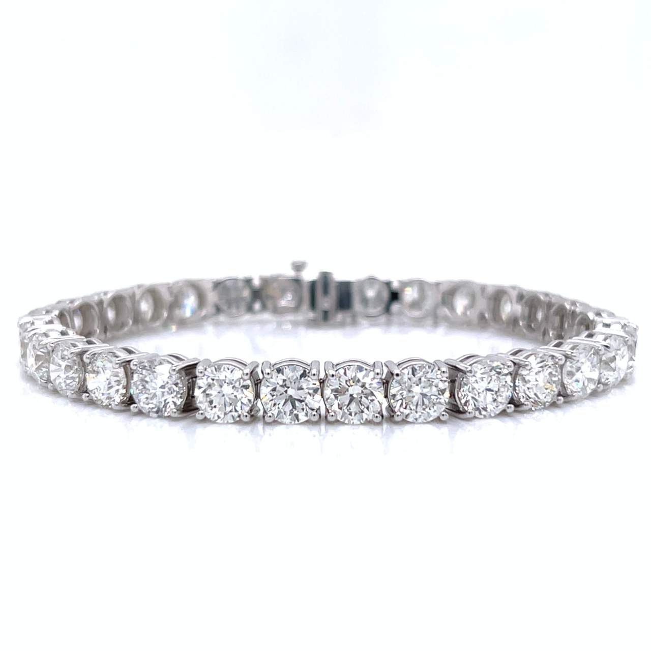 14K White Gold 20.58 Ct. Diamond Tennis Bracelet