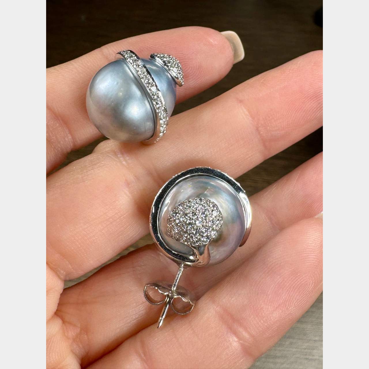 18K White Gold South Sea Pearl & Diamond Earrings