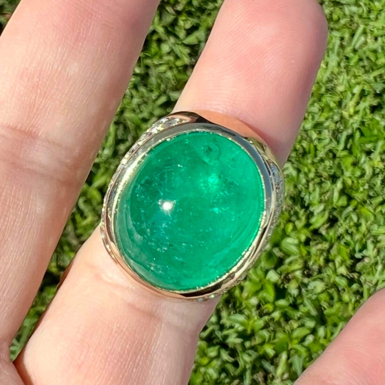 18K Yellow Gold 20.00 Ct. Emerald & Diamond Ring