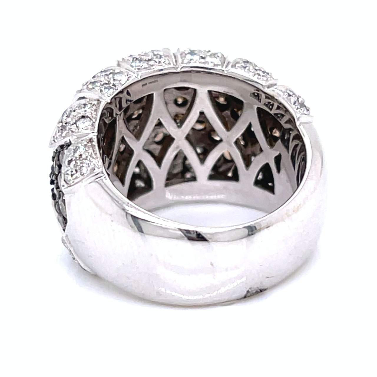 18K White Gold Champagne Diamond Ring