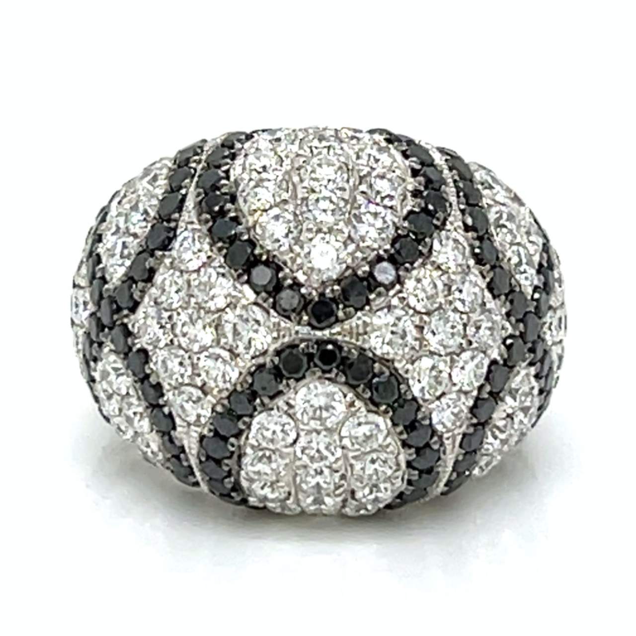 18K White Gold Black Diamond Ring