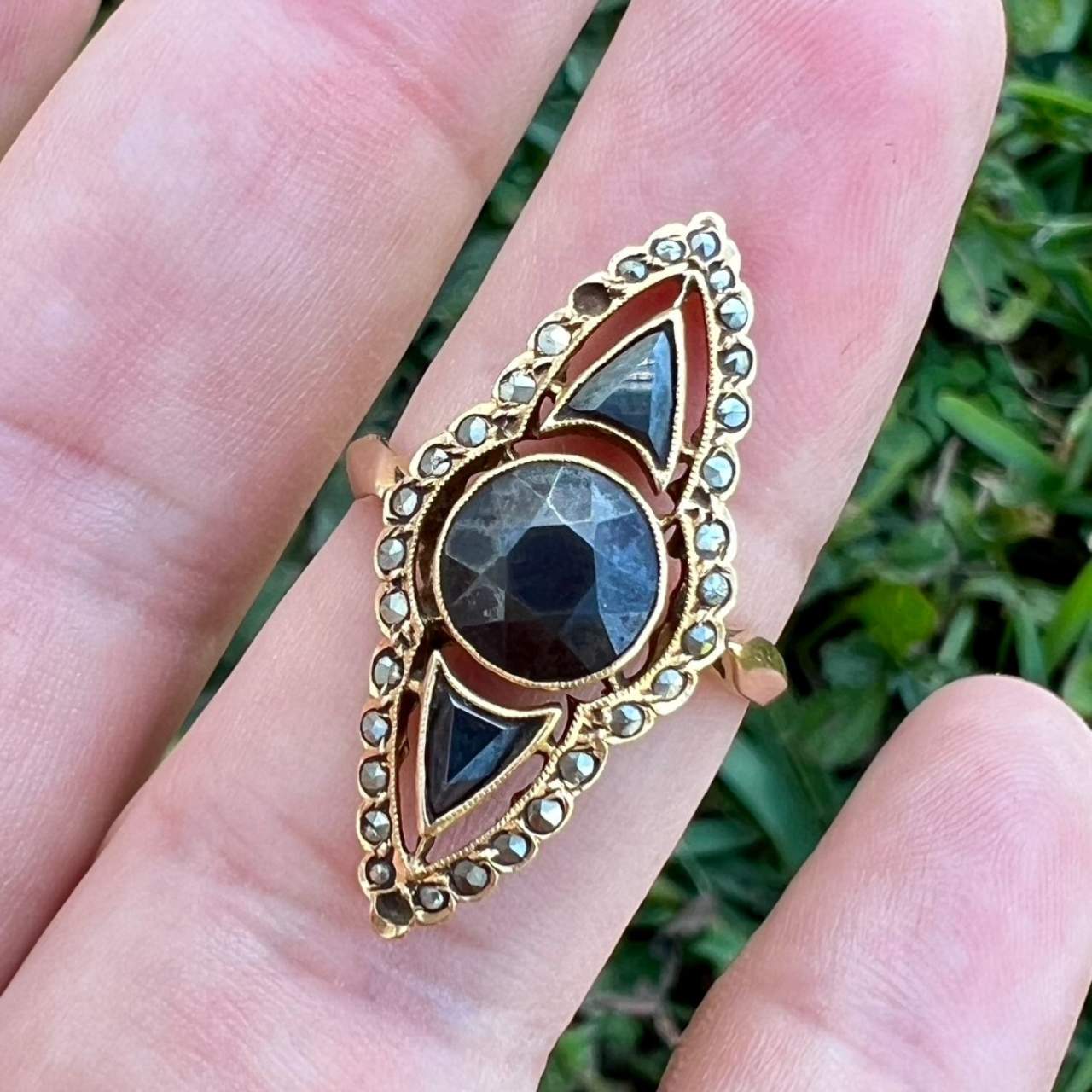 Victorian 18K Yellow Gold Ring