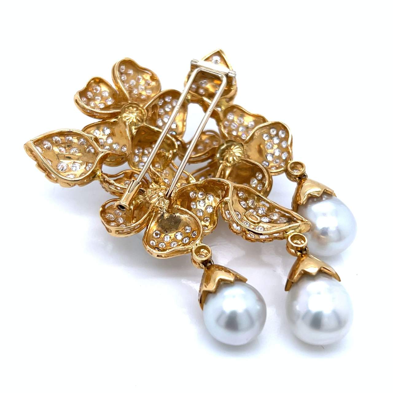 18K Yellow Gold South Sea Pearl & Diamond Brooch