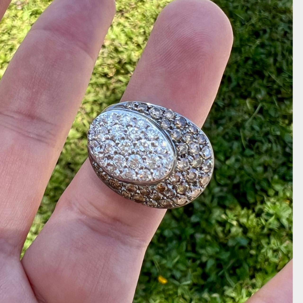 18K White Gold Champagne Diamond Ring