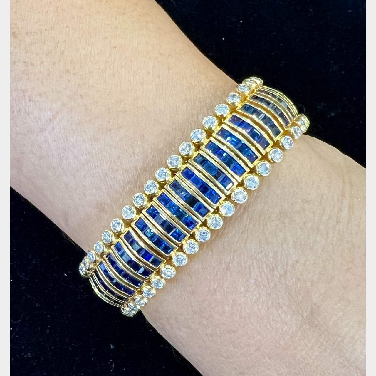 18K Yellow Gold Sapphire & Diamond Bracelet