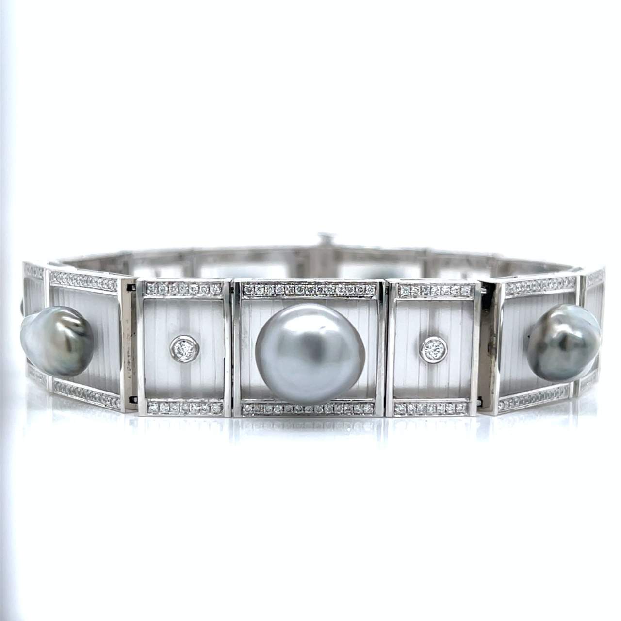 FEI LIU Platinum Pearl & Diamond Bracelet