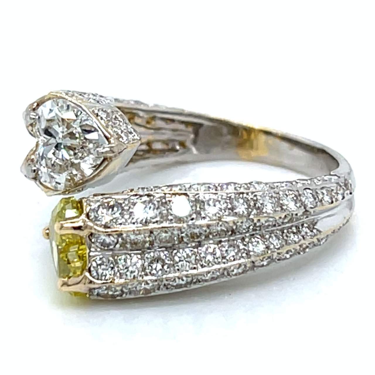 18K White Gold Irradiated Diamond Ring