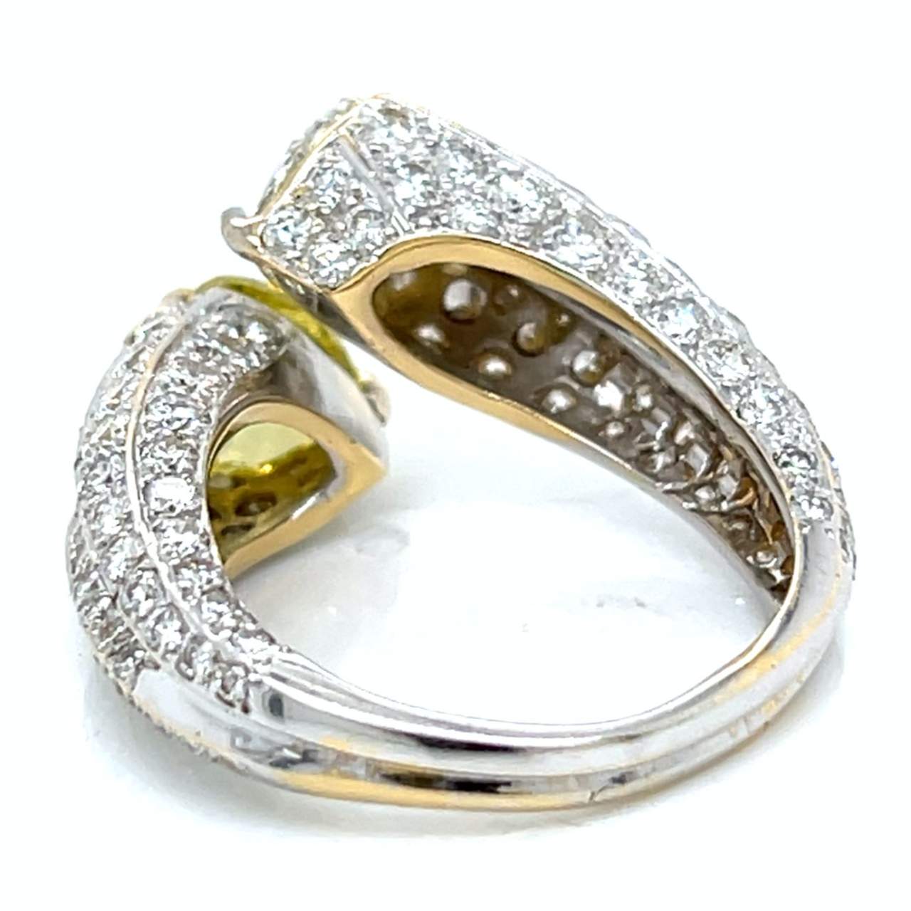 18K White Gold Irradiated Diamond Ring