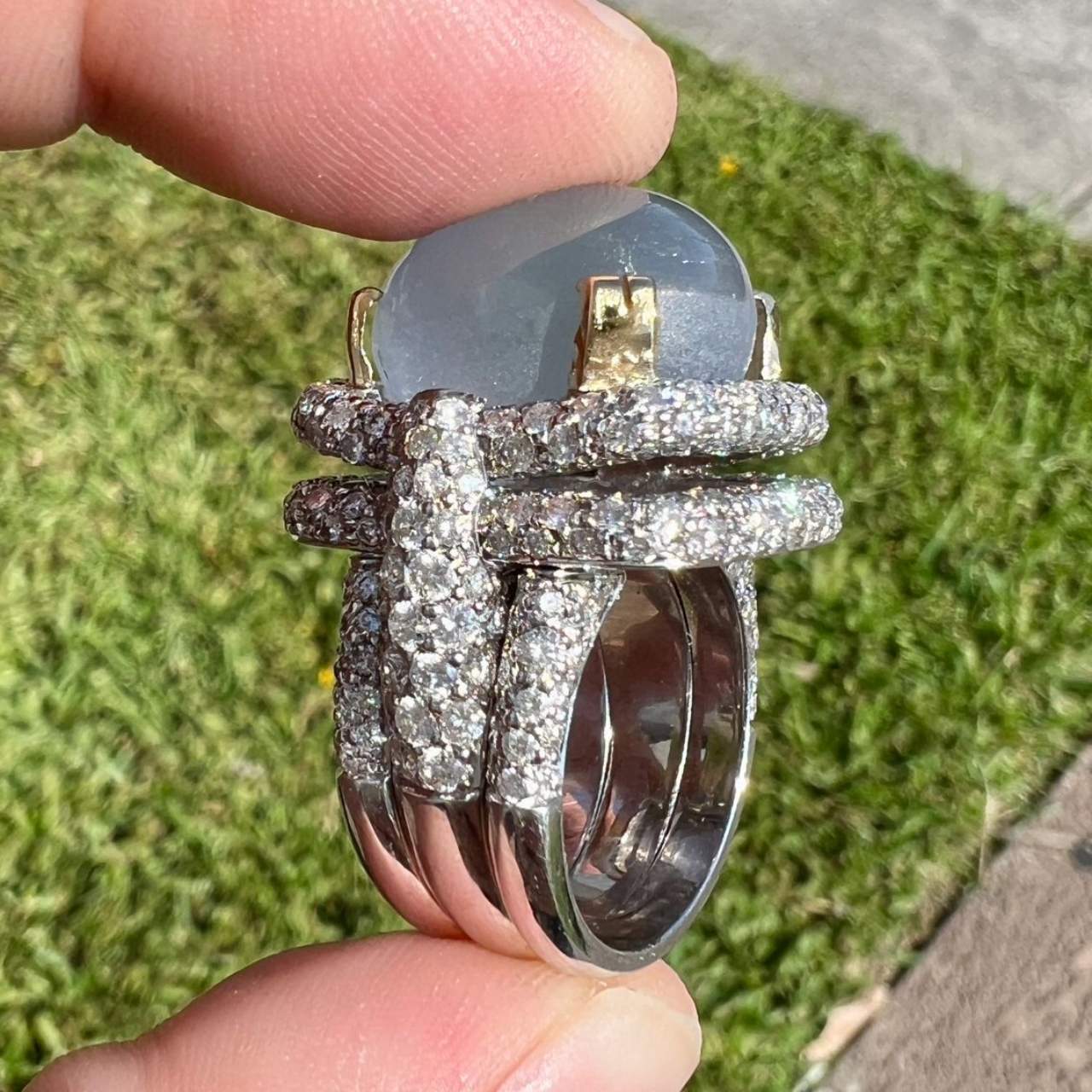 18K White Gold 39.91 Ct. GIA Certified No-heat Star Sapphire & Diamond Ring - Image 5