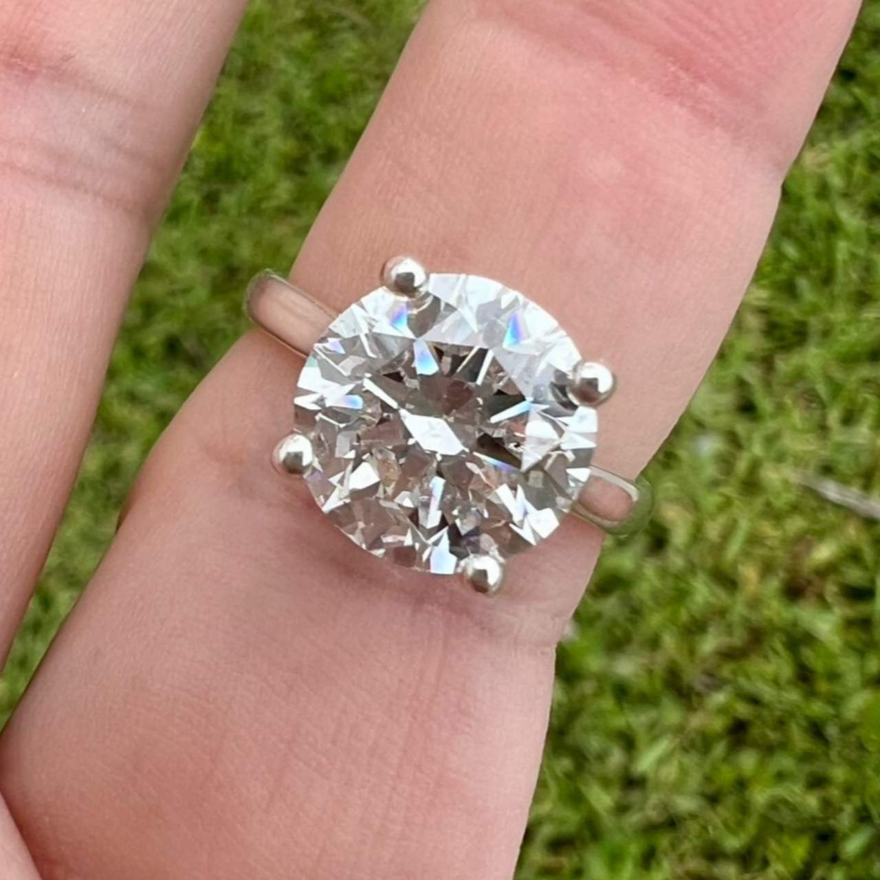 GIA CERTIFIED 4.02 Ct. Diamond Ring