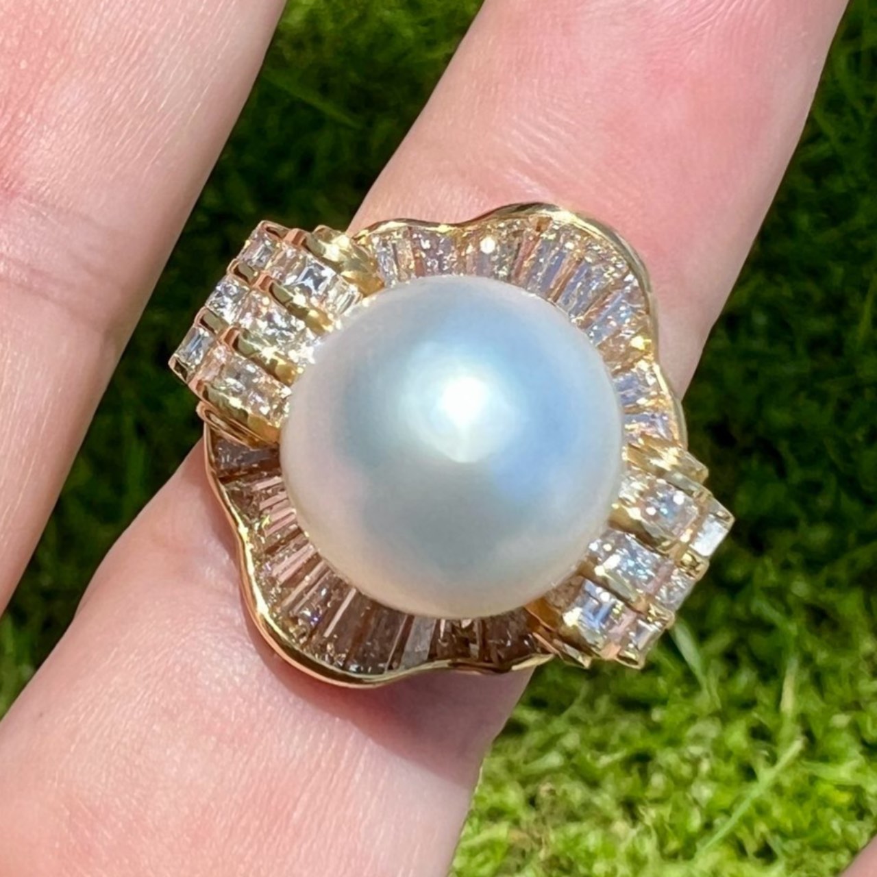 18K Yellow Gold South Sea Pearl & Diamond Ring