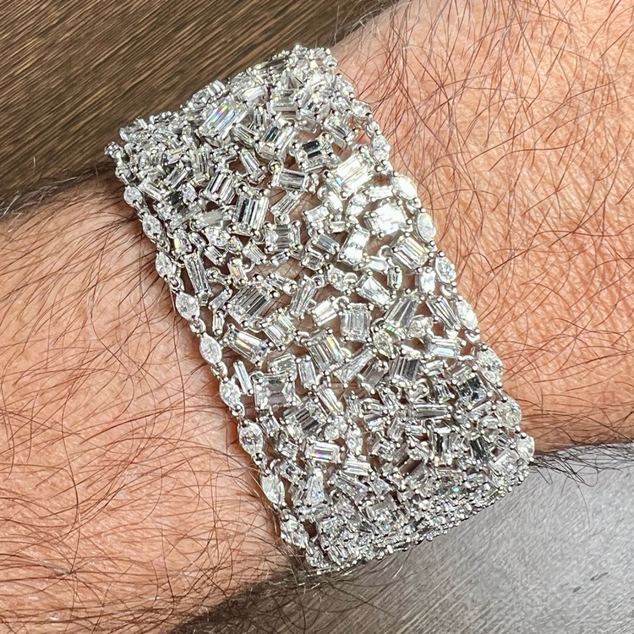 Platinum 40.00 Ct. Diamond Bracelet