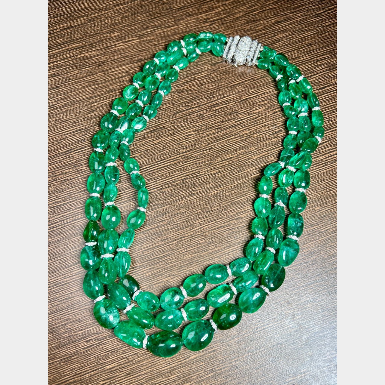 18K White Gold 750.00 Ct. Emerald & Diamond Necklace