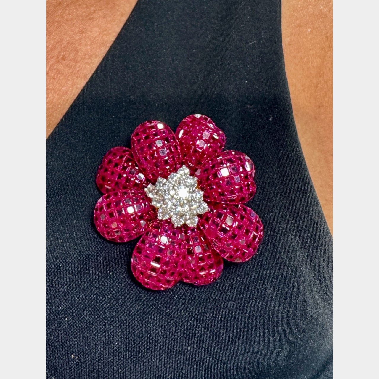 18K Yellow Gold Ruby & Diamond Flower Brooch