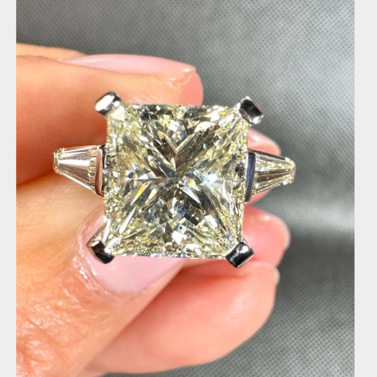 Platinum 5.07 Ct. Diamond Ring - Image 5