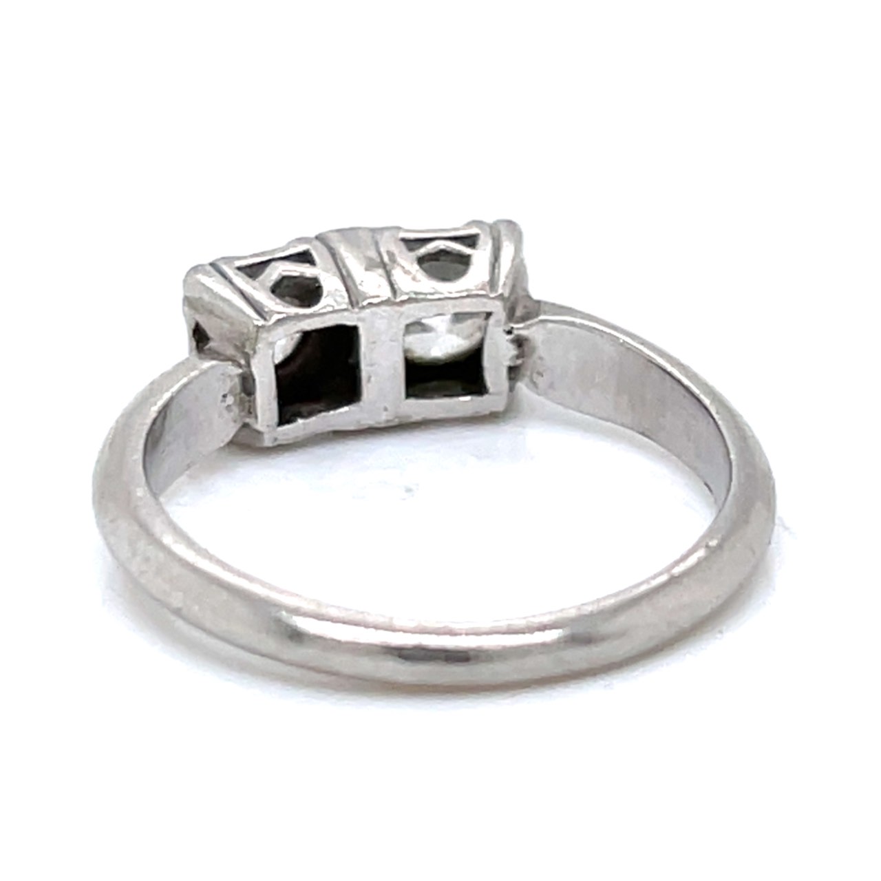 Art Deco Platinum Diamond Ring