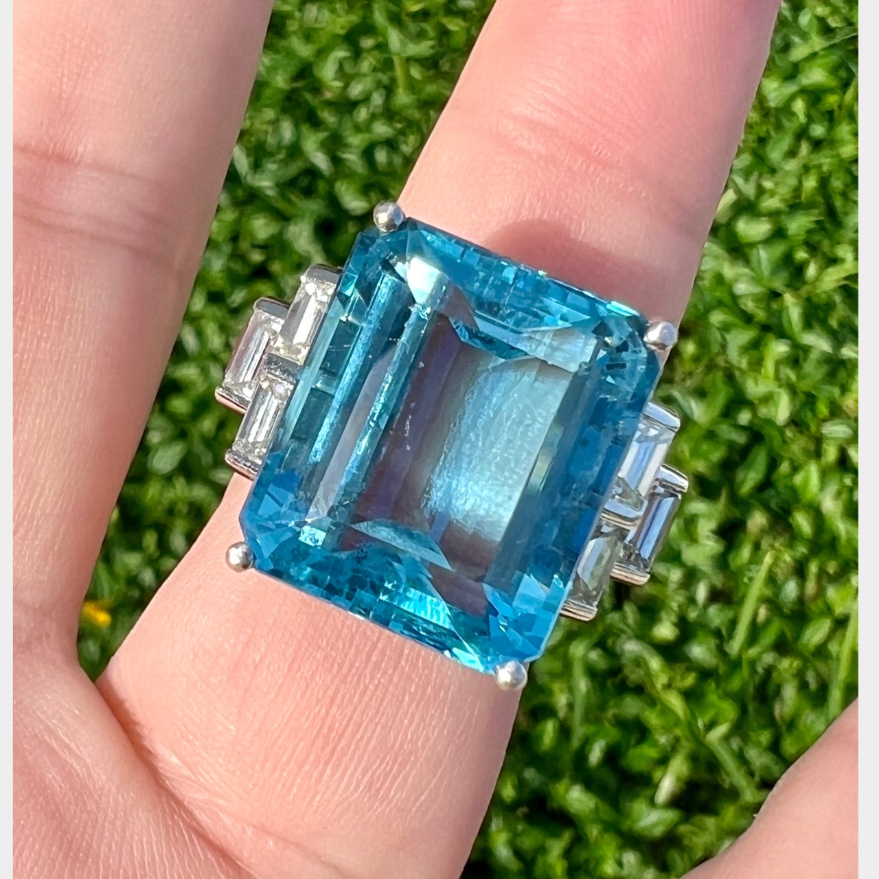 Platinum 22.14 Santa Maria Aquamarine & Diamond Ring - Image 4